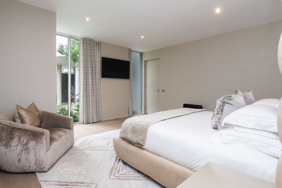 3 Bedroom Property for Sale in Bakoven Western Cape